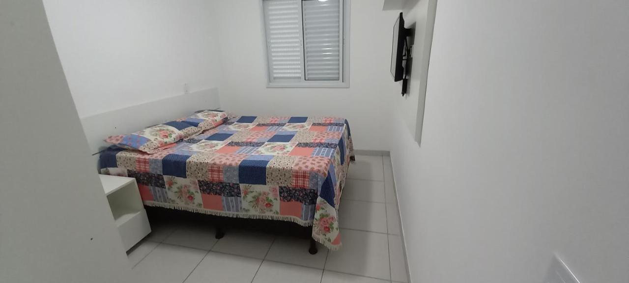 Apartamento em Ubatuba - Praia Grande com Wifi gratuito, rede de proteção e todo conforto que você merece Extérieur photo