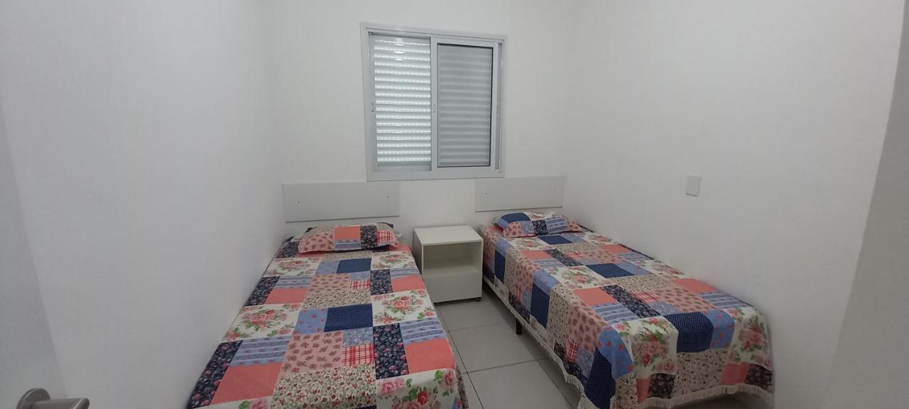 Apartamento em Ubatuba - Praia Grande com Wifi gratuito, rede de proteção e todo conforto que você merece Extérieur photo
