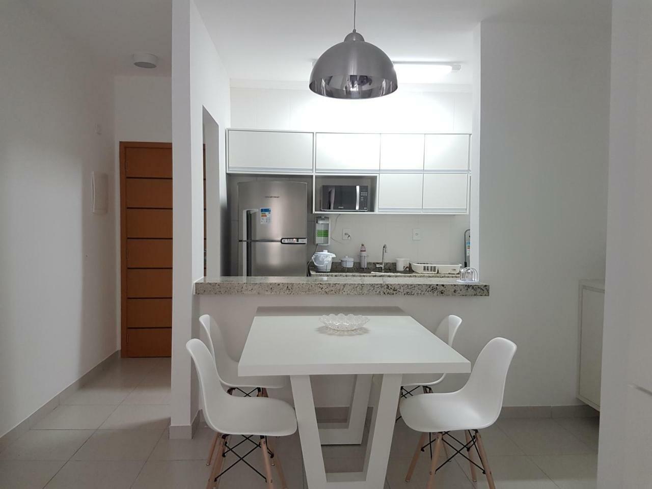 Apartamento em Ubatuba - Praia Grande com Wifi gratuito, rede de proteção e todo conforto que você merece Extérieur photo