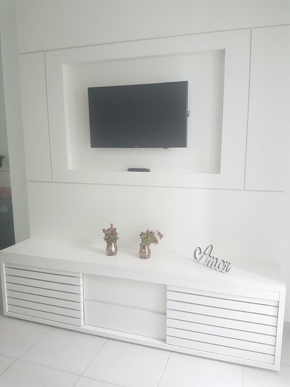 Apartamento em Ubatuba - Praia Grande com Wifi gratuito, rede de proteção e todo conforto que você merece Extérieur photo